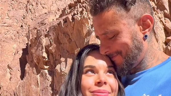 سبب حبي للحياة. أحمد الفيشاوي يتغزل في حبيبته بعد أيام من إعلان ارتباطه