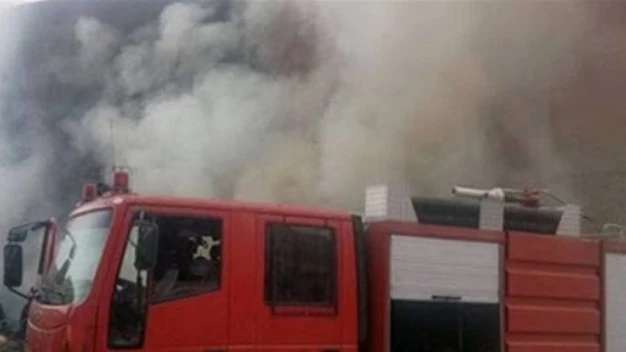 حريق ضخم في مصنع خشب بالقطامية: قدر ولطف