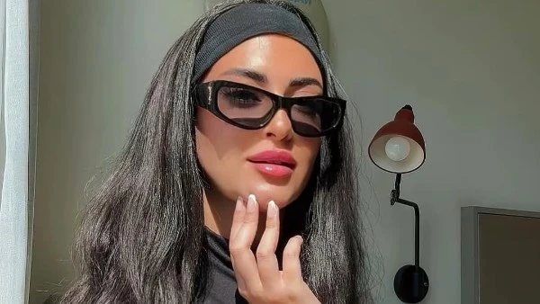 بالكاجوال. ميرنا نور الدين تستعرض جمالها عبر إنستجرام
