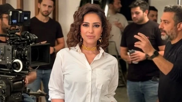 حنان مطاوع احتفالاً بعيد الناس الي بتتعب في صمت