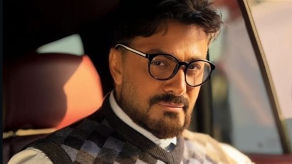 تامر حسني يشارك دعاءً مؤثرًا في يوم عرفة ويهنئ جمهوره بعيد الأضحى