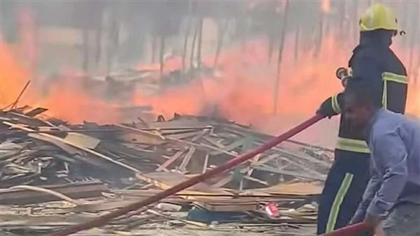 حريق يلتهم لوكيشن تصوير مسلسل بيت بابا 2 في مدينة الإنتاج الإعلامي. صور