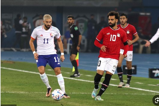 حقيقة نقل مباريات كأس العالم 2026 مجاناً: تحليل للواقع الرياضي المضلل