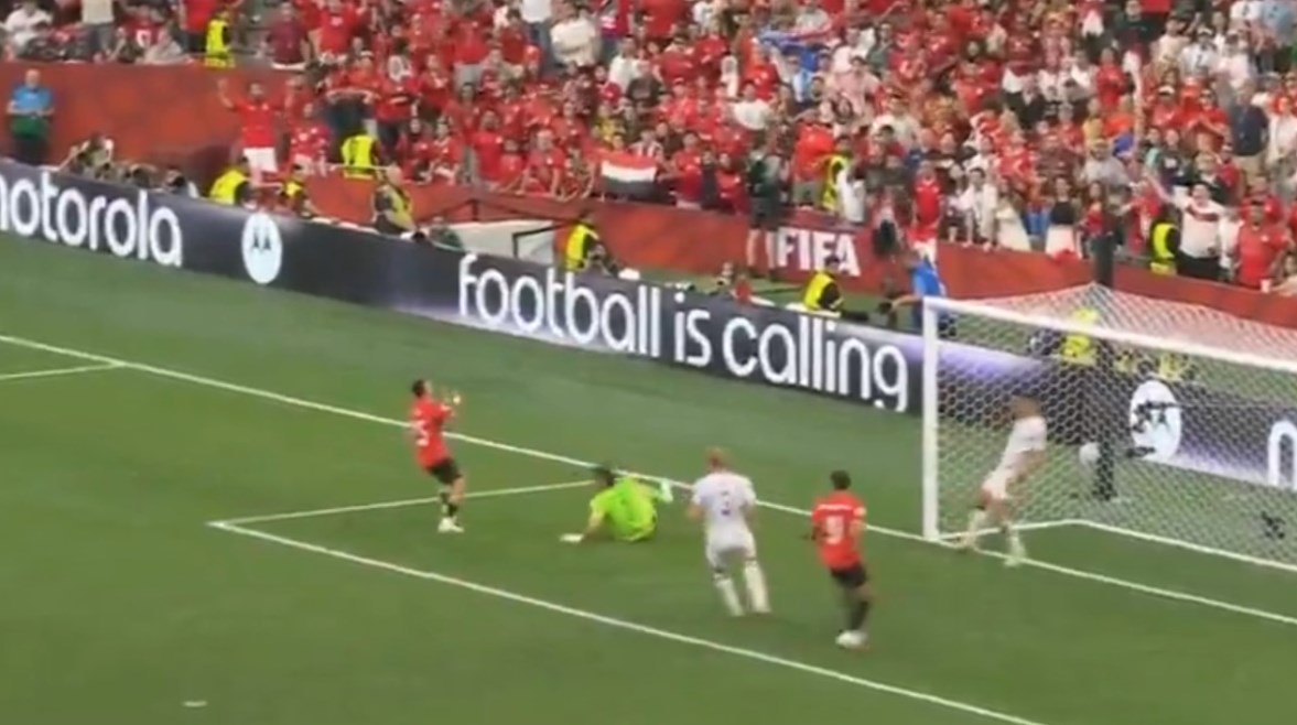 زيزو يضيع فرصة هدف محقق في مباراة مصر ونيوزيلندا بكأس العالم