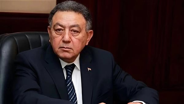رحيل الدكتور عمرو حلمي: دروس في العطاء المهني بعيداً عن صخب المناصب