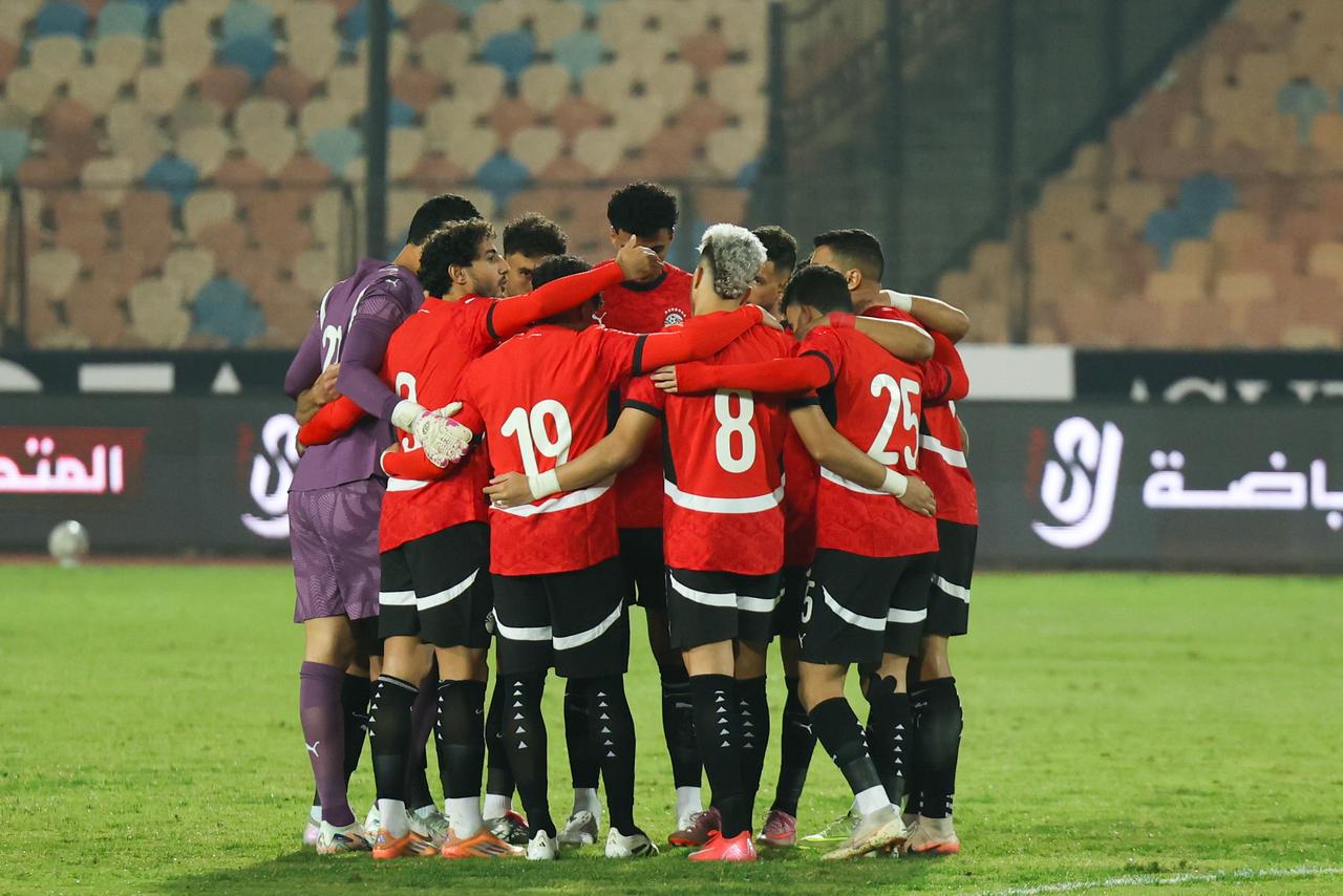 سعيد العويران يشيد بأداء مصر والمغرب في كأس العالم ويدعم التوأم حسام حسن
