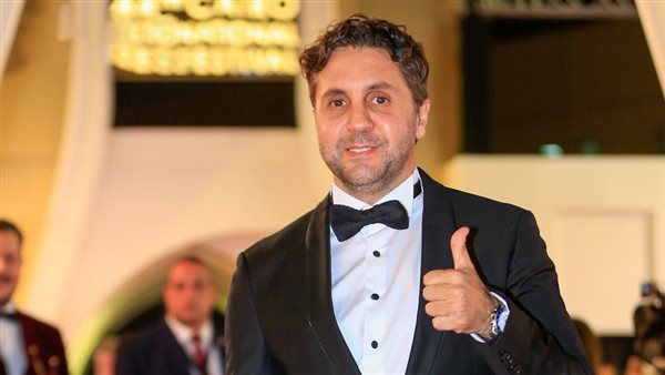 هشام ماجد يغزو المسرح العربي بخلطة النجاح والكوميديا الساحرة