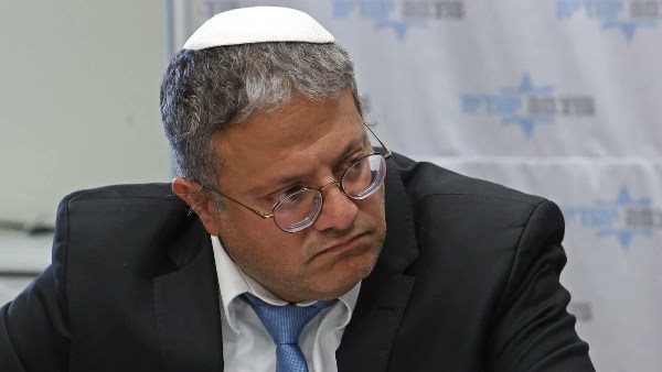 بن غفير يشعلها ناراً: دعوات لحرق طهران وجدل السلاح المشتعل في إسرائيل