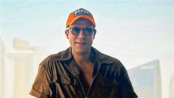 كواليس إمبراطورية محمد إمام: صفقات المسرح العابر للحدود وأسرار السيطرة على شباك التذاكر