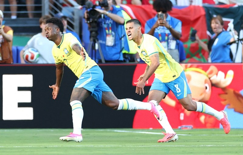 ليلة نارية في كأس العالم.. المغرب خطف الأنظار وفينيسيوس رد الصاع
