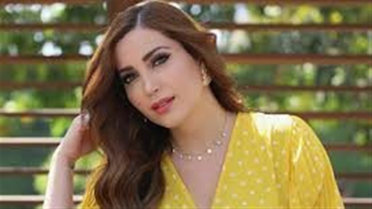 شائعة الانفصال تلاحق نسرين طافش.. ومصادر تحسم الجدل حول علاقتها بزوجها