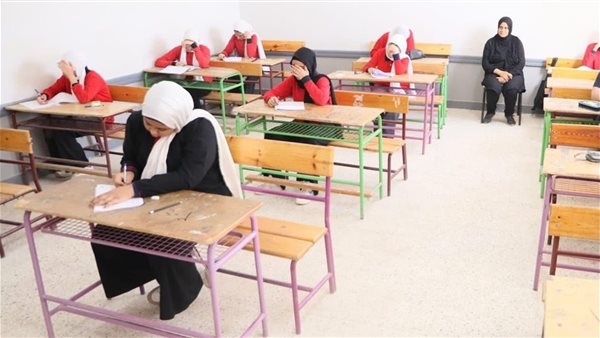 كواليس إعلان نتيجة الشهادة الإعدادية بالسويس: ما وراء الأرقام والكنترولات السرية