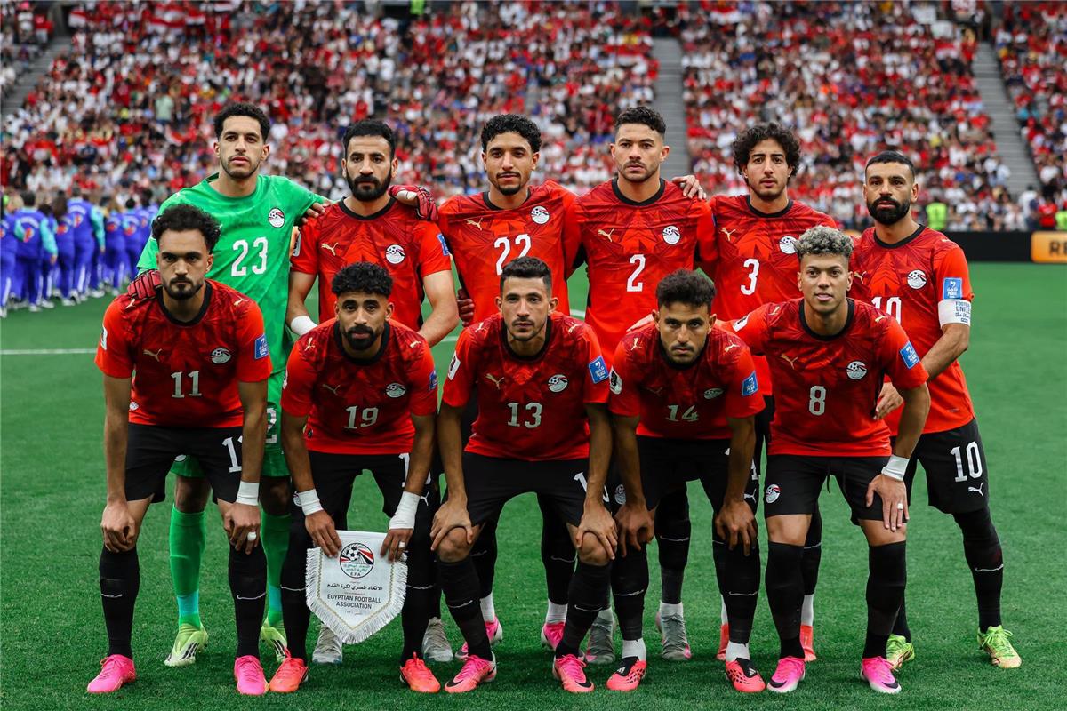 منتخب مصر في مهمة الحسم أمام إيران بكأس العالم ويؤدى صلاة الجمعة فى فندق الإقامة