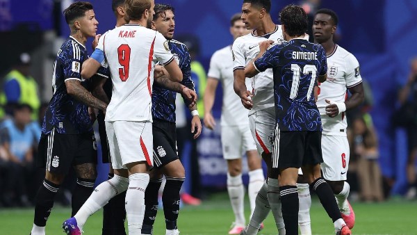 إنجلترا تتقدم على الأرجنتين في نصف نهائي كأس العالم 2026