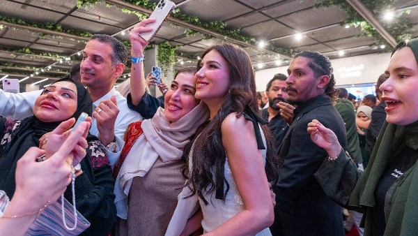 مي عمر تشكر جمهور السعودية بعد نجاح فيلم شمشون ودليلة