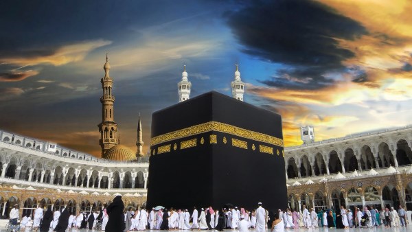 ضوابط العمرة 1448هـ: كواليس القرارات الجديدة لحماية المعتمرين